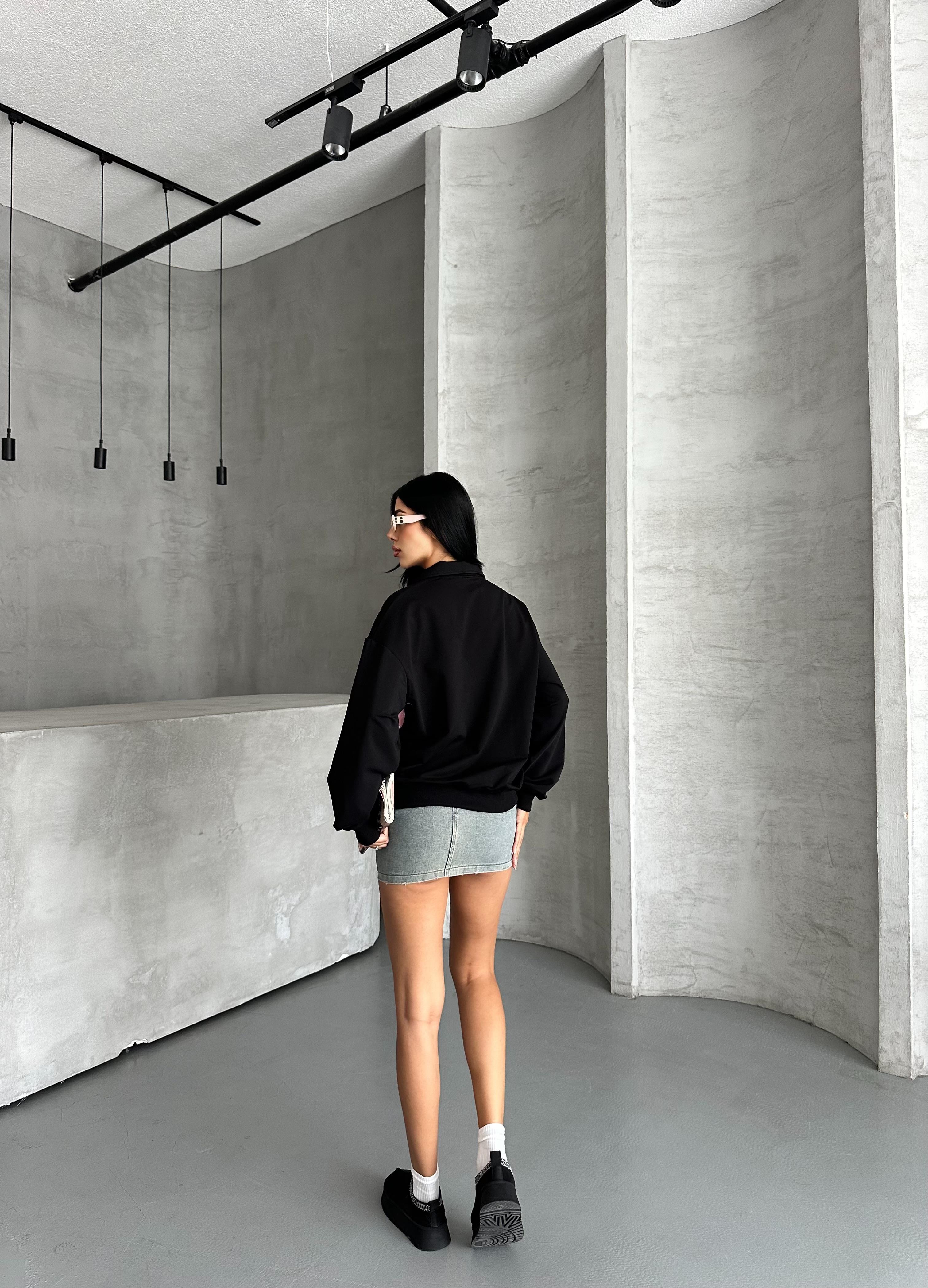 Unisex Legendary Sweatshirt