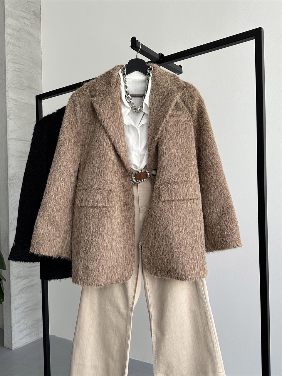 4 Düğmeli Kahverengi Kaşe Blazer Ceket