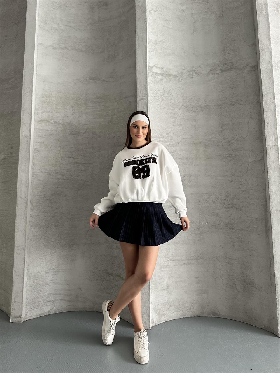 89 Brooklyn Nakışlı Beyaz Sweatshirt