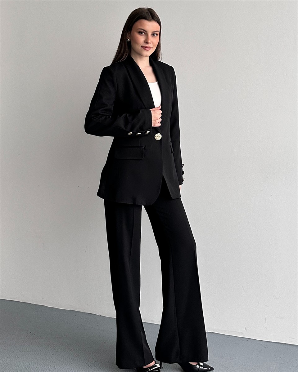 Amber Gold Düğmeli Siyah Ceket Takım