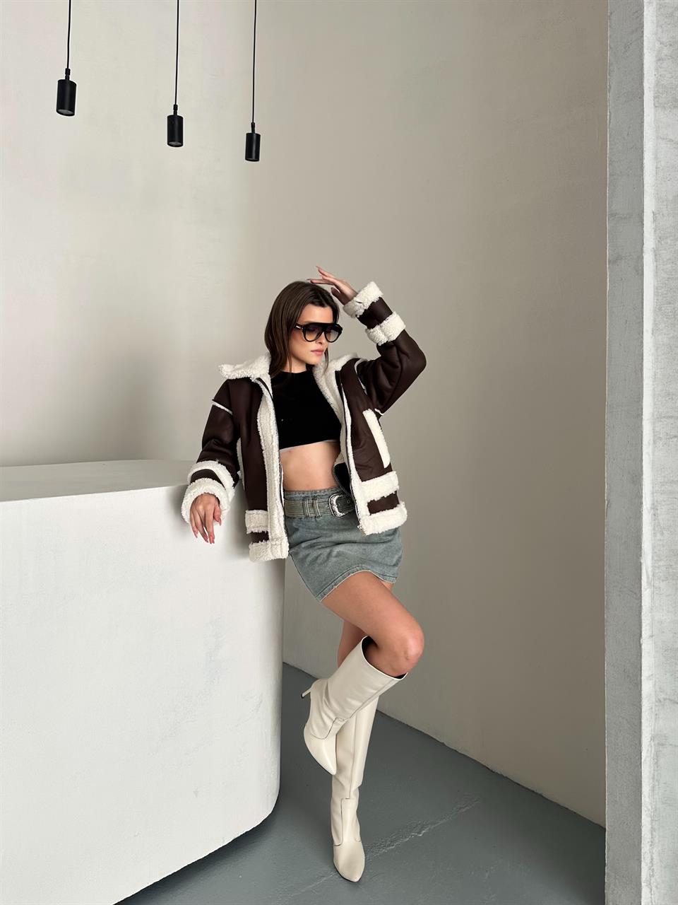 Bej Peluş Deri Kahverengi Mont