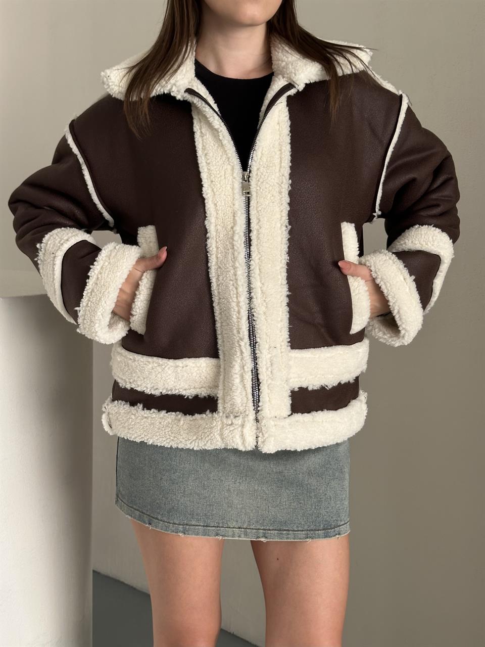 Bej Peluş Deri Kahverengi Mont