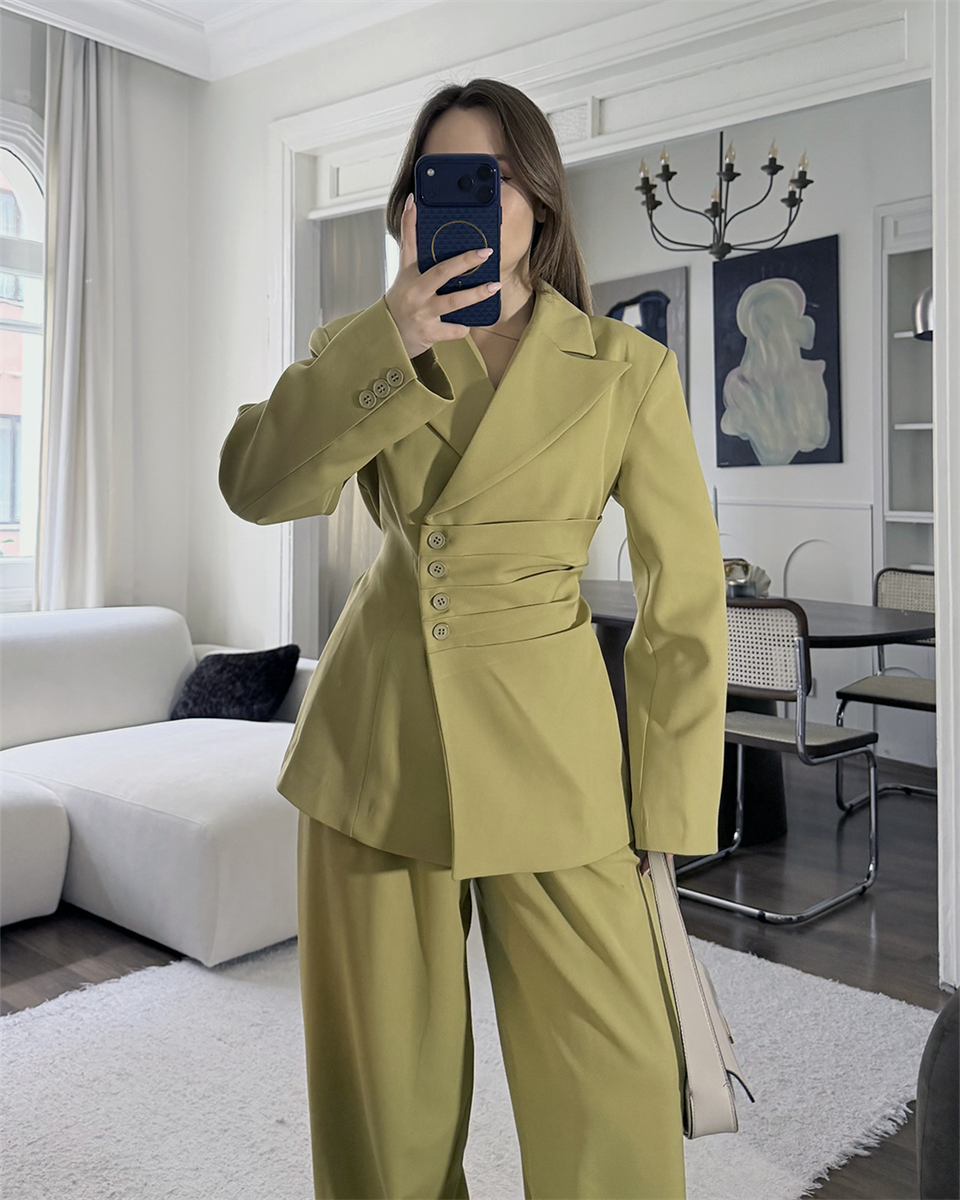 Bel Bağlamalı Haki Blazer Pantolon Takım