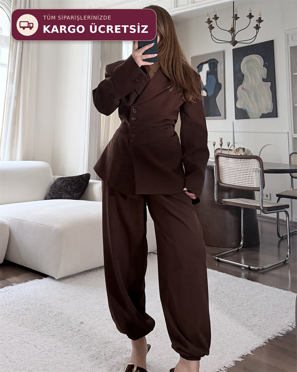 Bel Bağlamalı Kahverengi Blazer Pantolon Takım