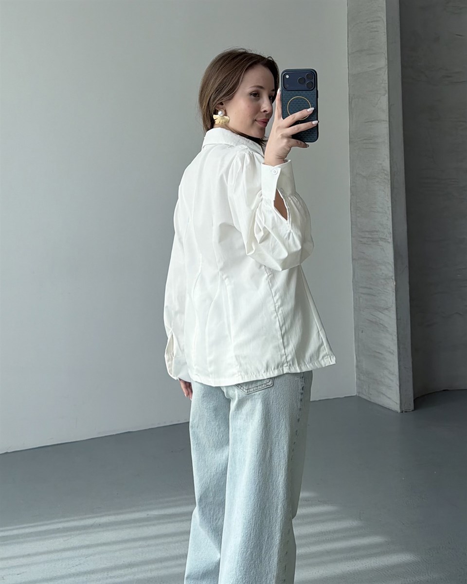 Bel Oturtmalı V Yaka Beyaz Gömlek