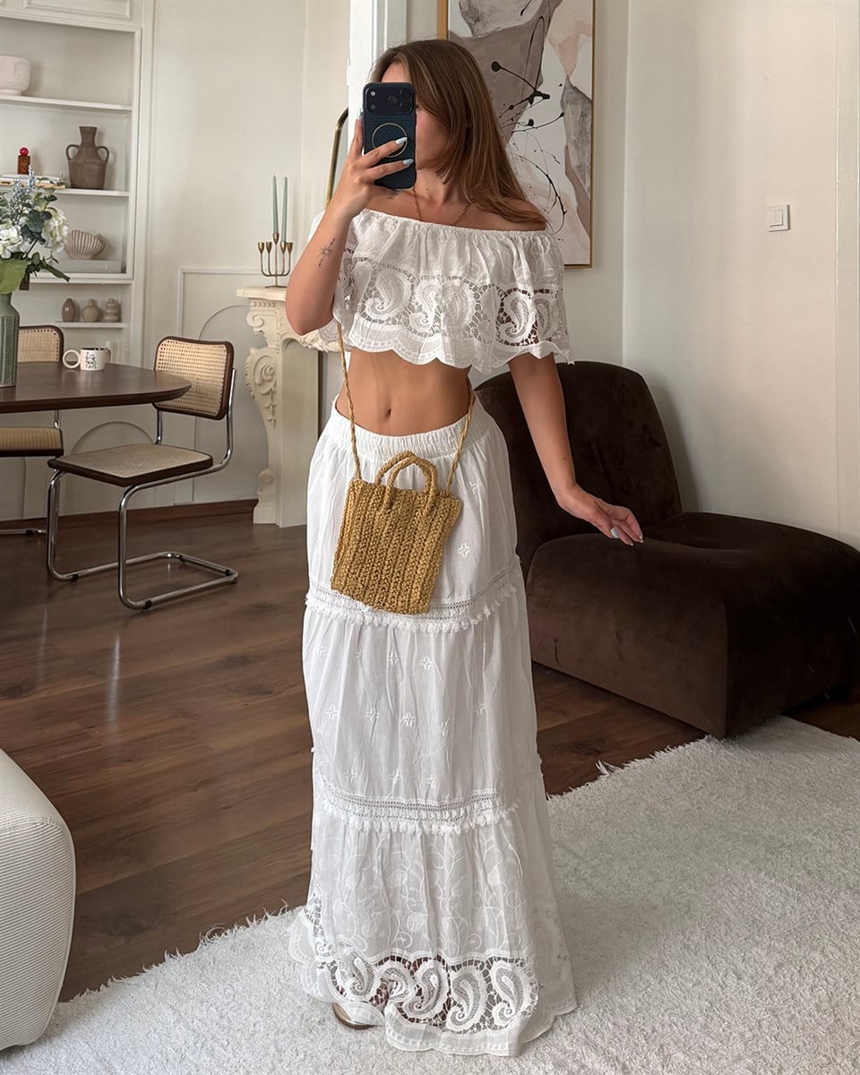 Beyaz Fisto Detaylı Crop Etek Takım