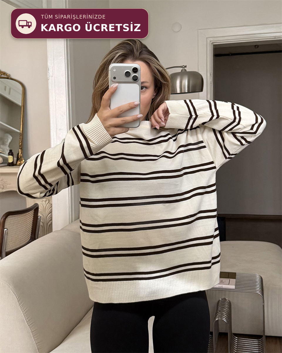 Bisiklet Yaka Çizgili Oversize Krem Triko Kazak