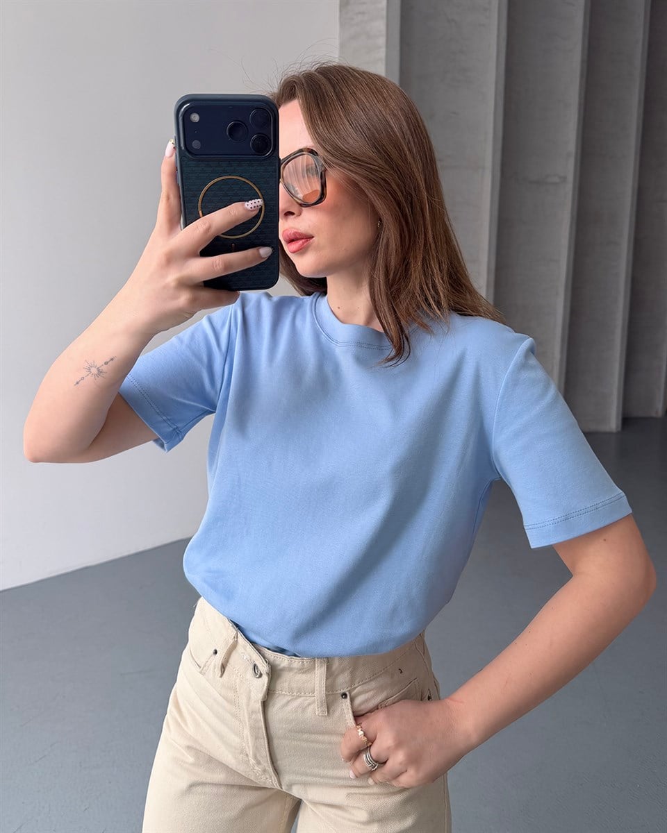 Bisiklet Yaka Unisex Bebe Mavisi Tişört