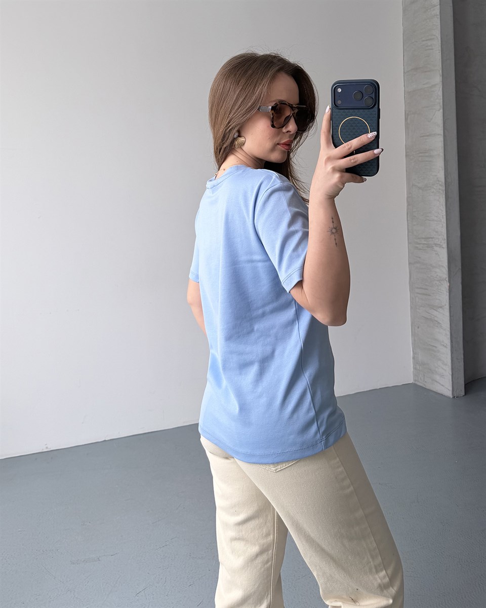 Bisiklet Yaka Unisex Bebe Mavisi Tişört