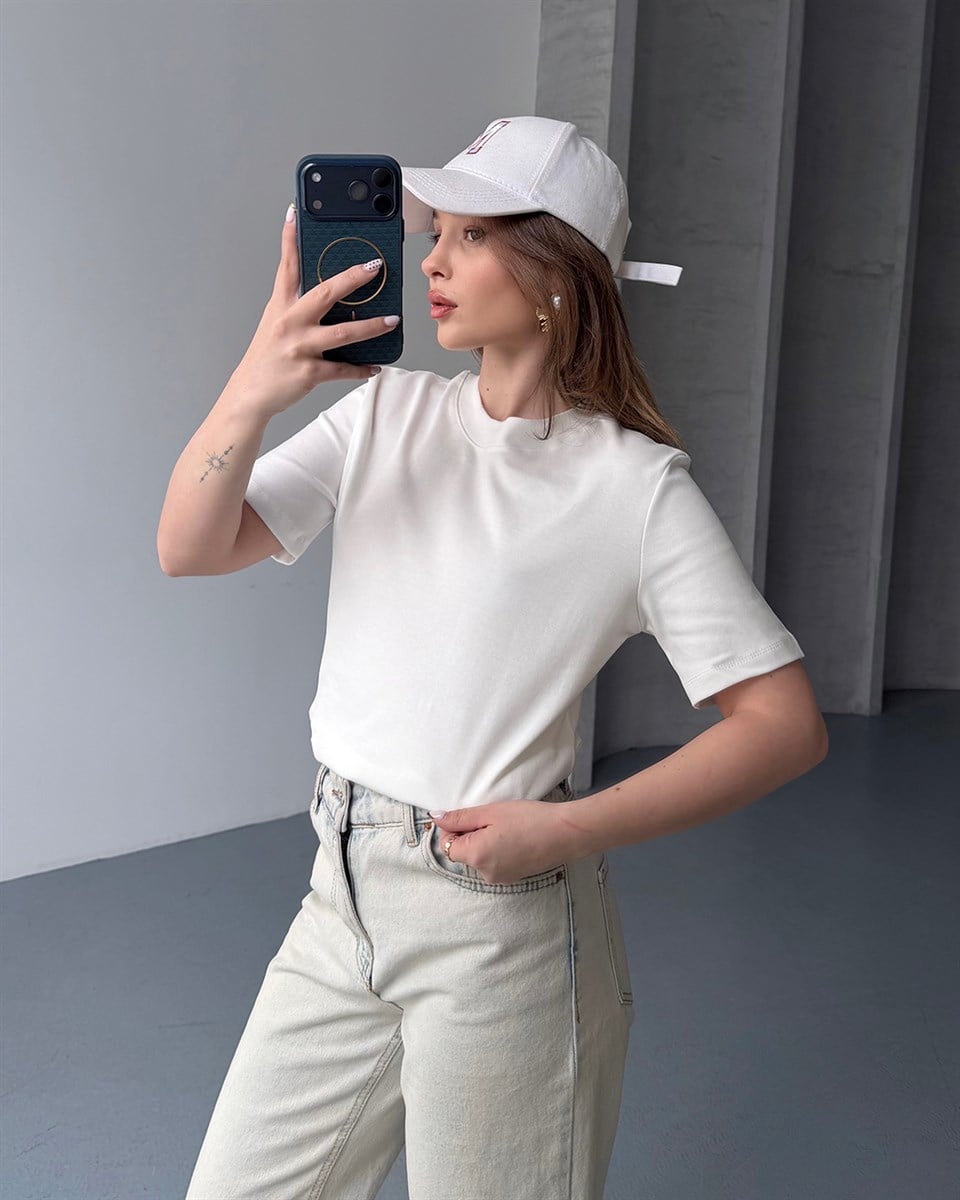 Bisiklet Yaka Unisex Beyaz Tişört