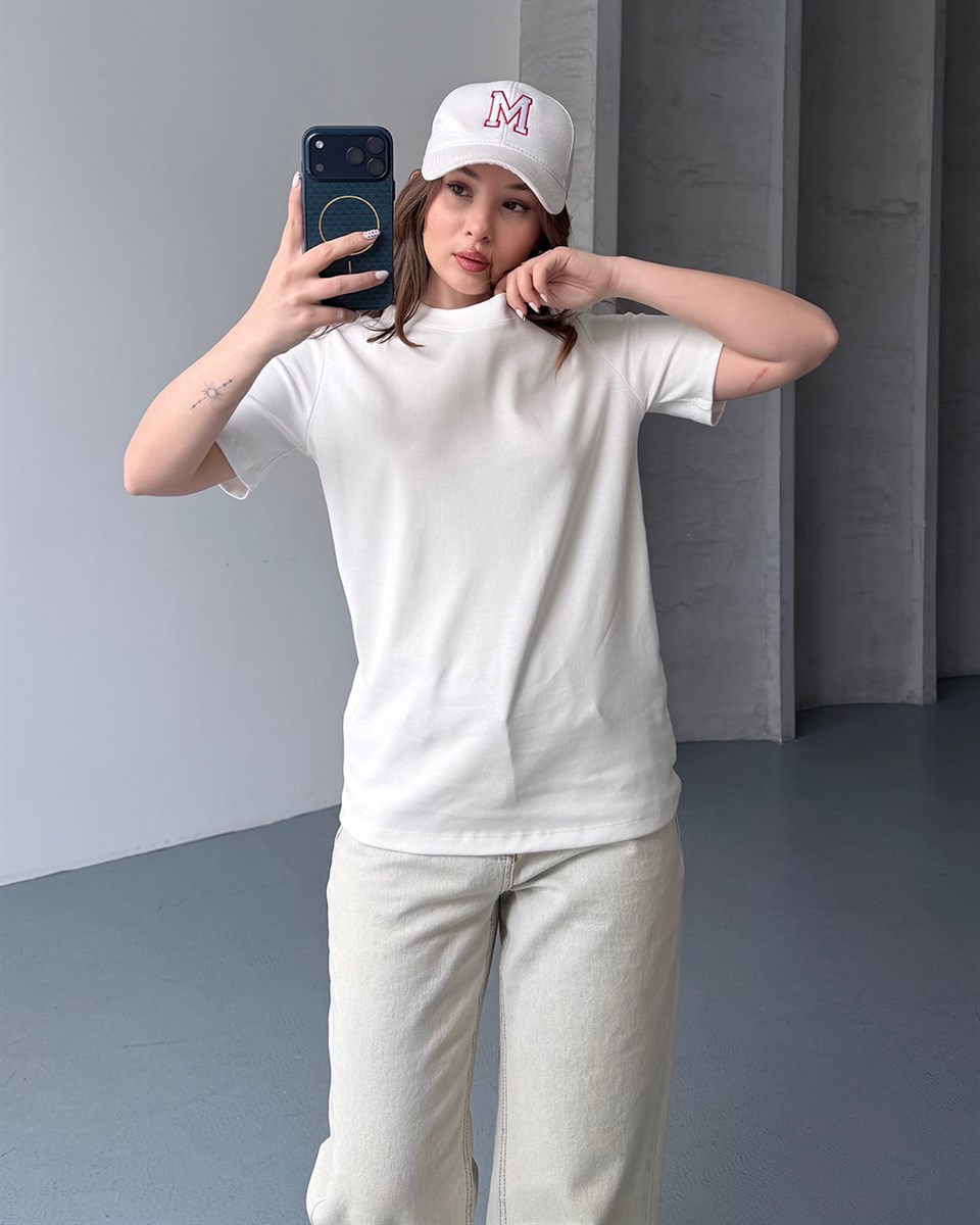 Bisiklet Yaka Unisex Beyaz Tişört