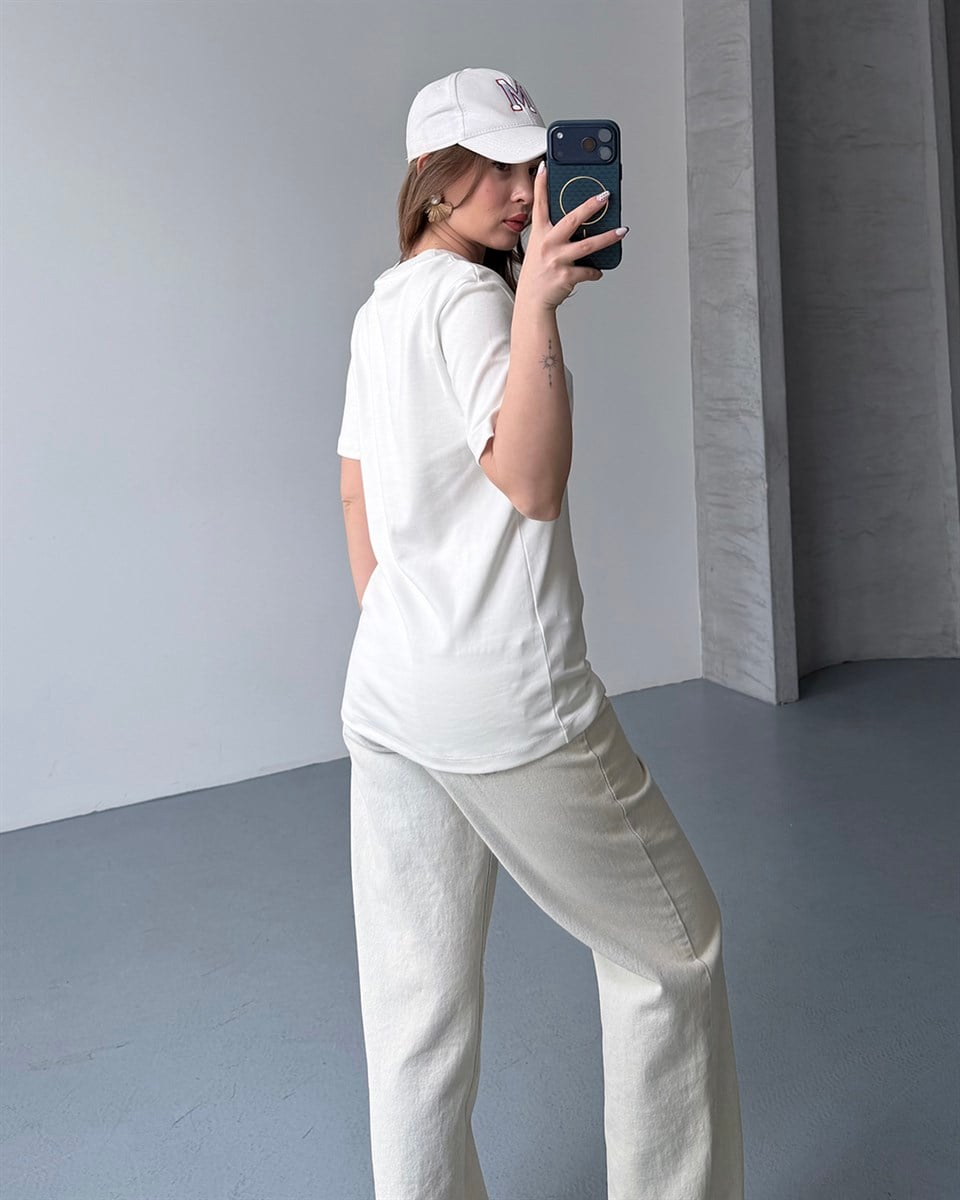 Bisiklet Yaka Unisex Beyaz Tişört