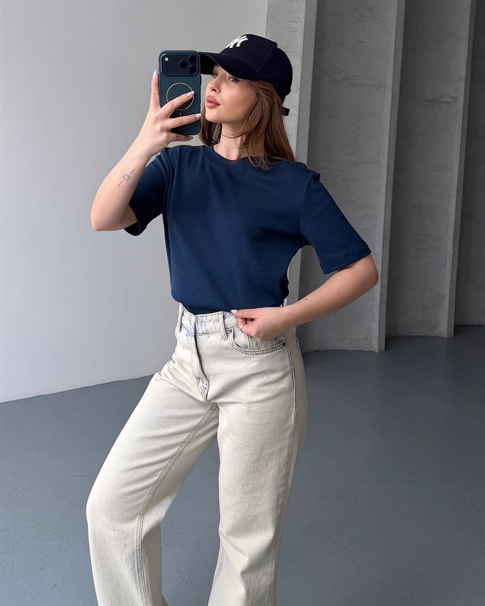 Bisiklet Yaka Unisex Lacivert Tişört