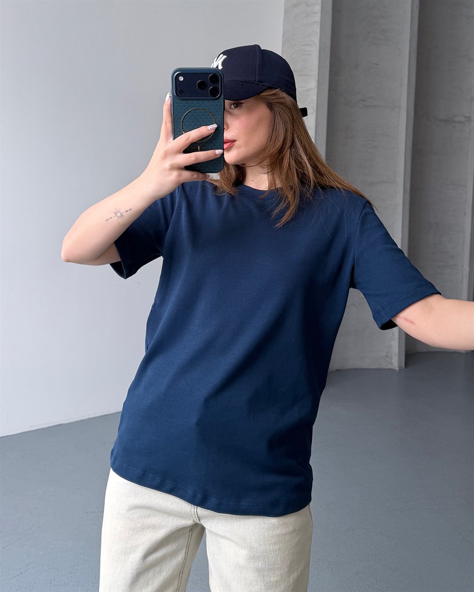 Bisiklet Yaka Unisex Lacivert Tişört