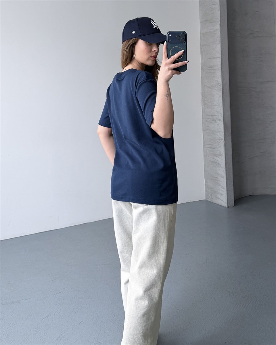 Bisiklet Yaka Unisex Lacivert Tişört