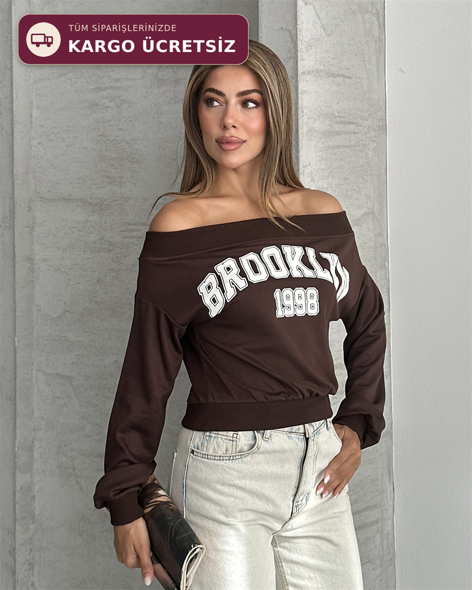 Brooklyn 1998 Baskılı Kayık Yaka Kahverengi Bluz