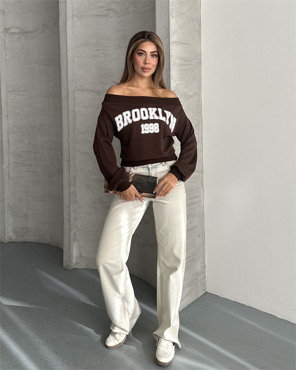 Brooklyn 1998 Baskılı Kayık Yaka Kahverengi Bluz