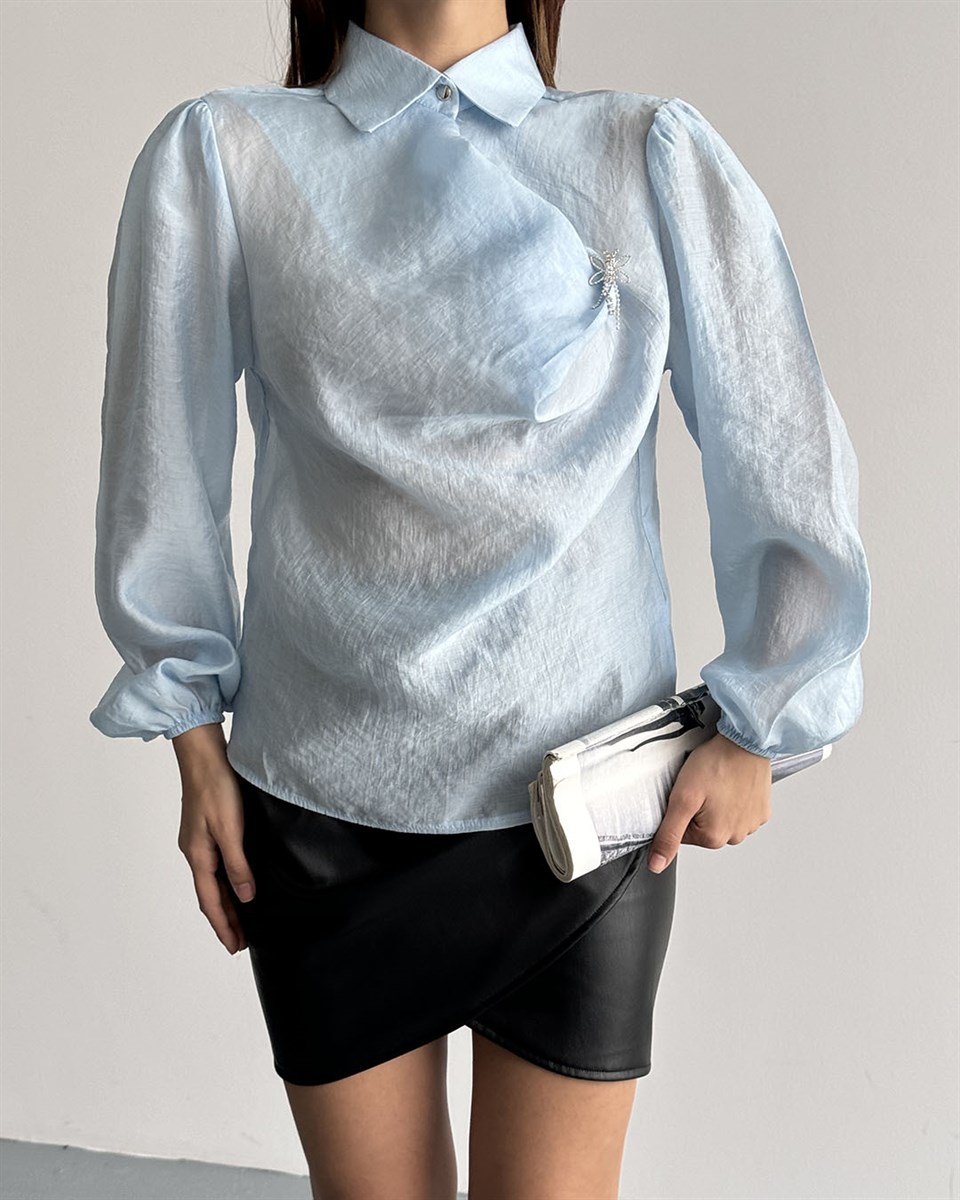 Elora Broş Detaylı Mavi Gömlek Bluz