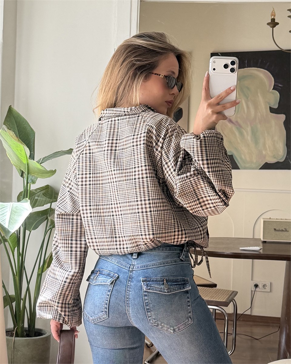 Büzgü Detaylı Ekose Crop Ceket
