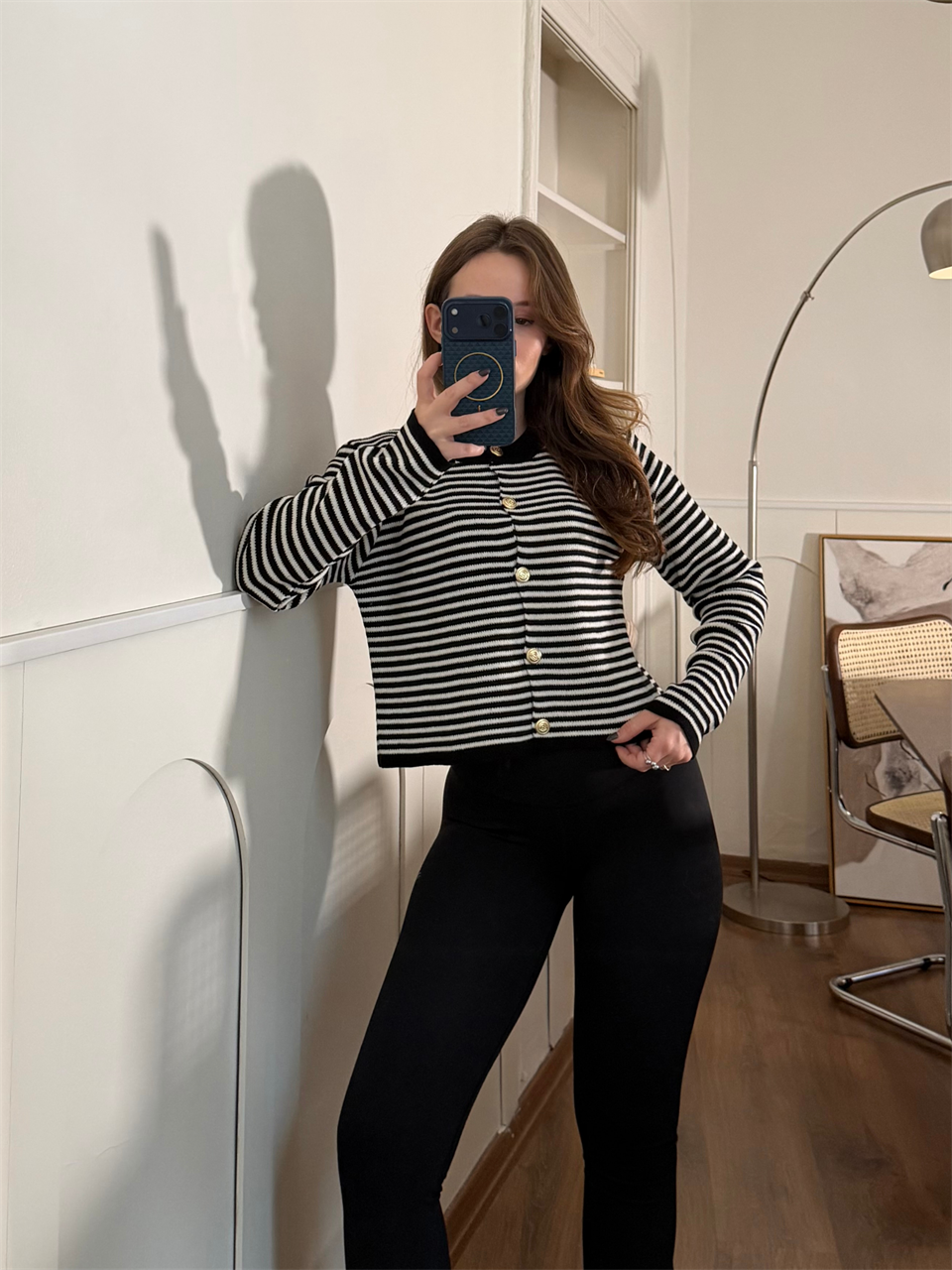 Çizgili Siyah Triko Hırka