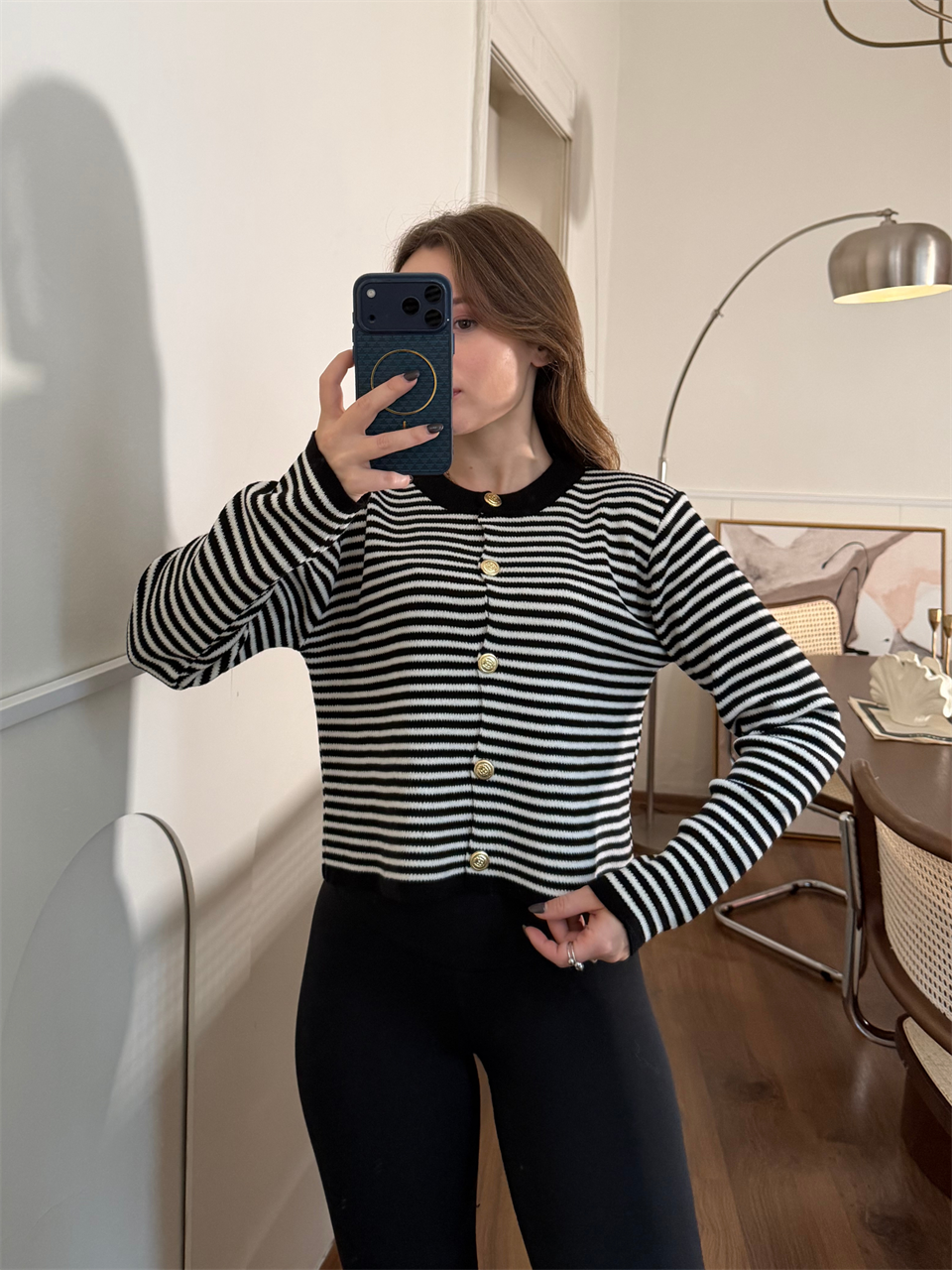 Çizgili Siyah Triko Hırka