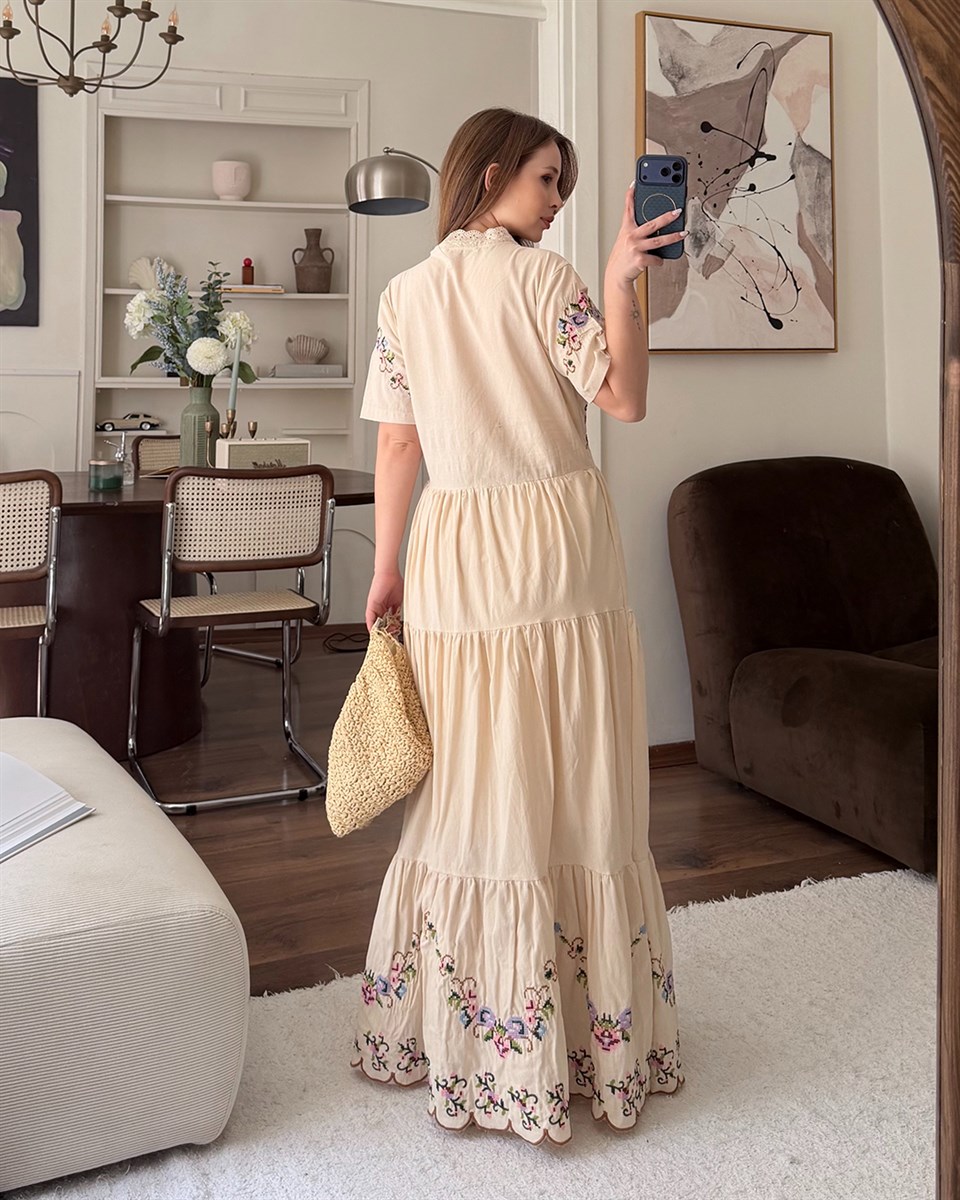 Çiçek Nakışlı Keten Maxi Elbise