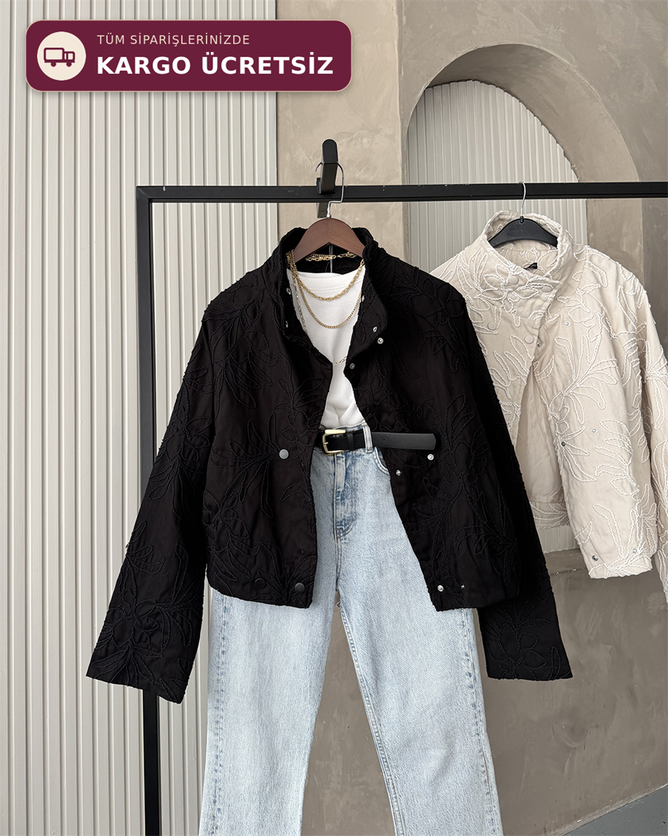 Çiçek Nakışlı Oversize Siyah Ceket