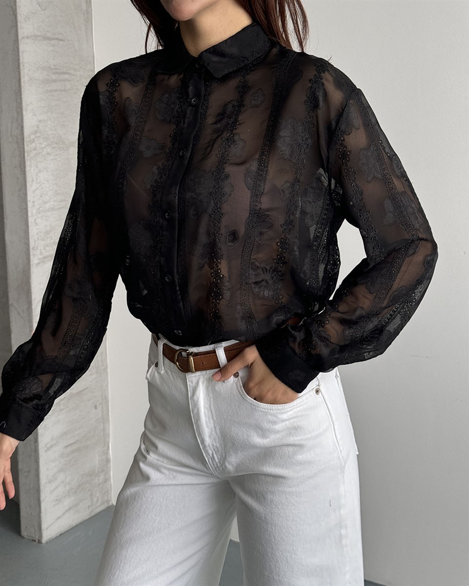Çiçek Nakışlı Transparan Siyah Gömlek