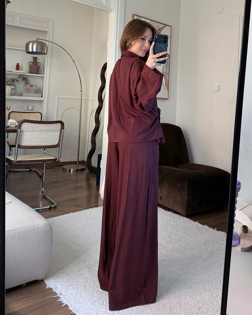 Çiçek Tokalı Bordo Kruvaze Takım