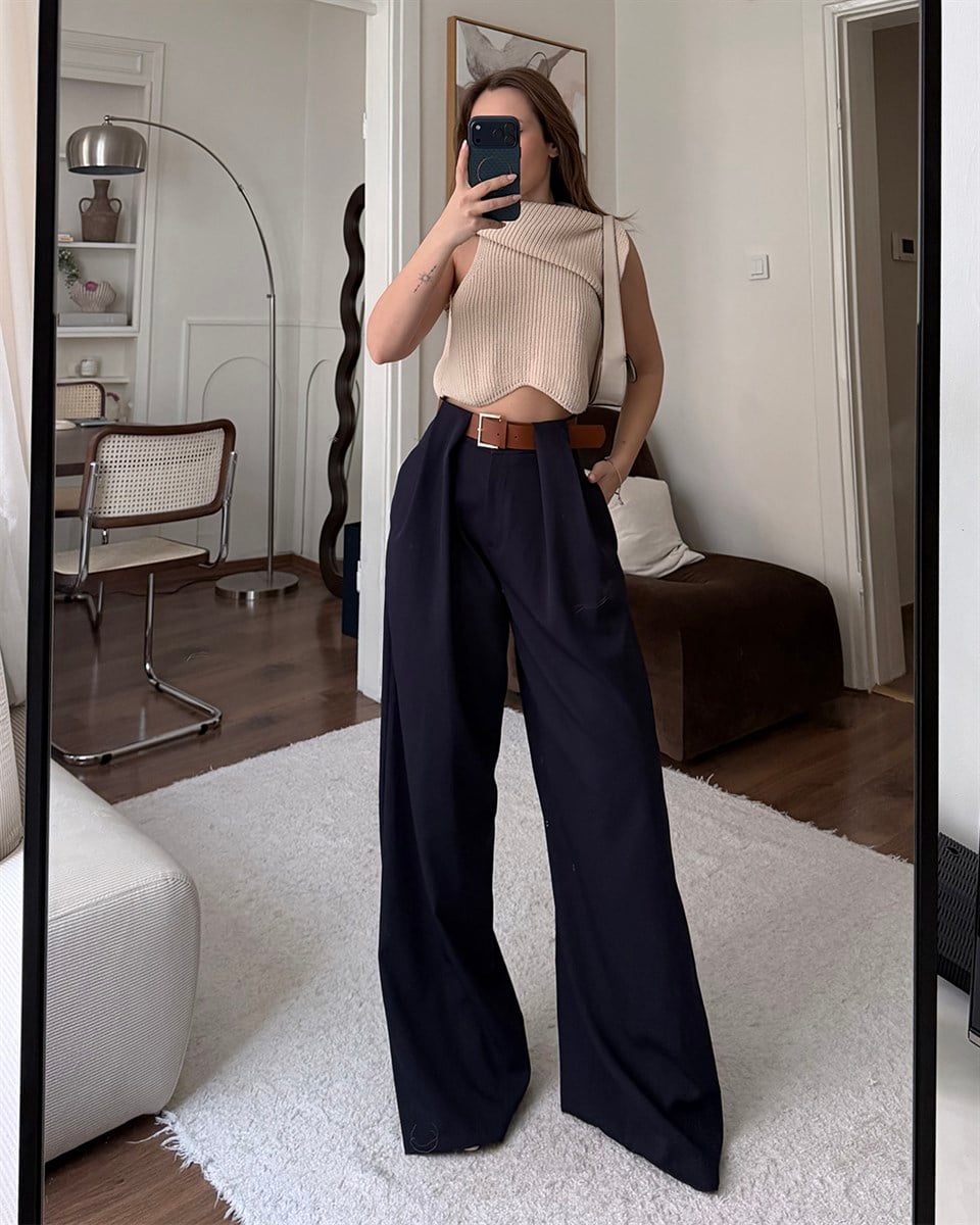 Çift Pileli Kemerli Lacivert Palazzo Pantolon