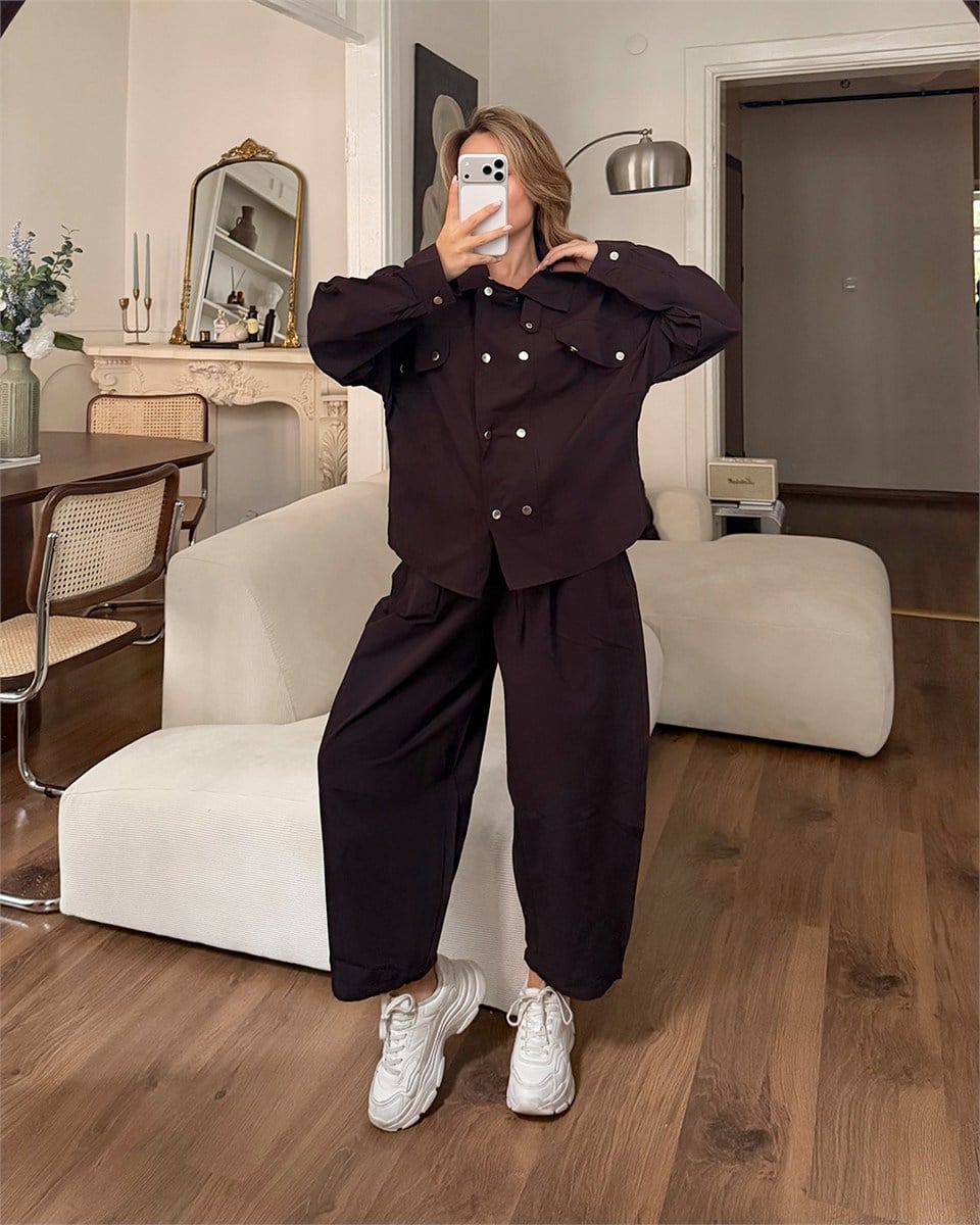 Çıtçıtlı Kahverengi Gömlek Pantolon İkili Takım