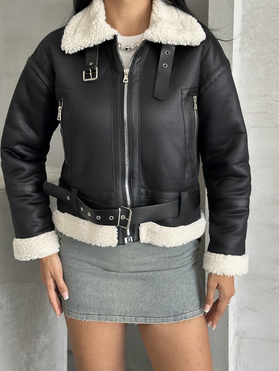 Crop Peluş Yaka Siyah Deri Ceket
