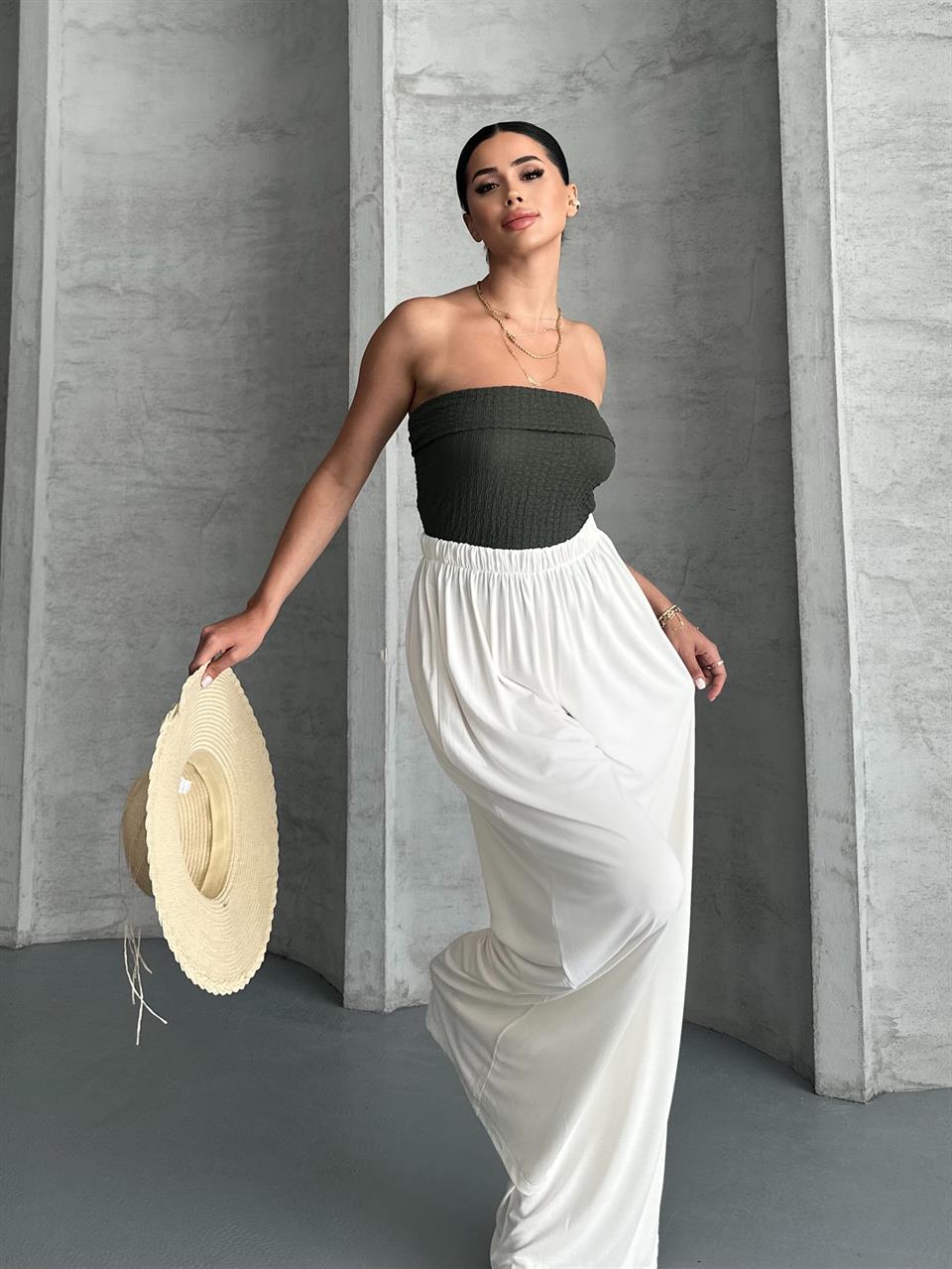 Dikişsiz Beli Lastikli Beyaz Pantolon