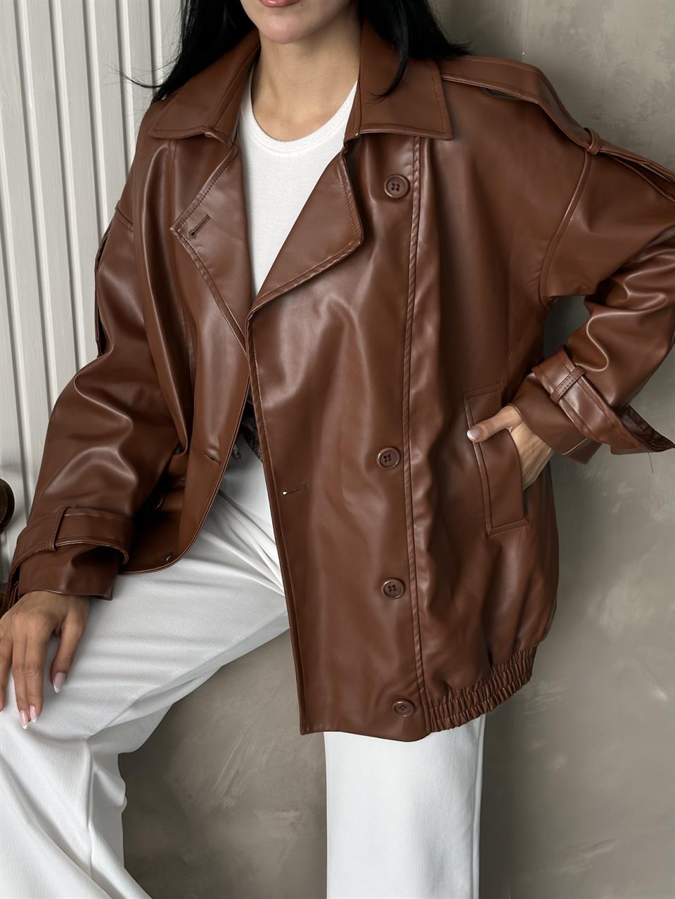 Düşük Omuzlu Oversize Kahverengi Deri Ceket