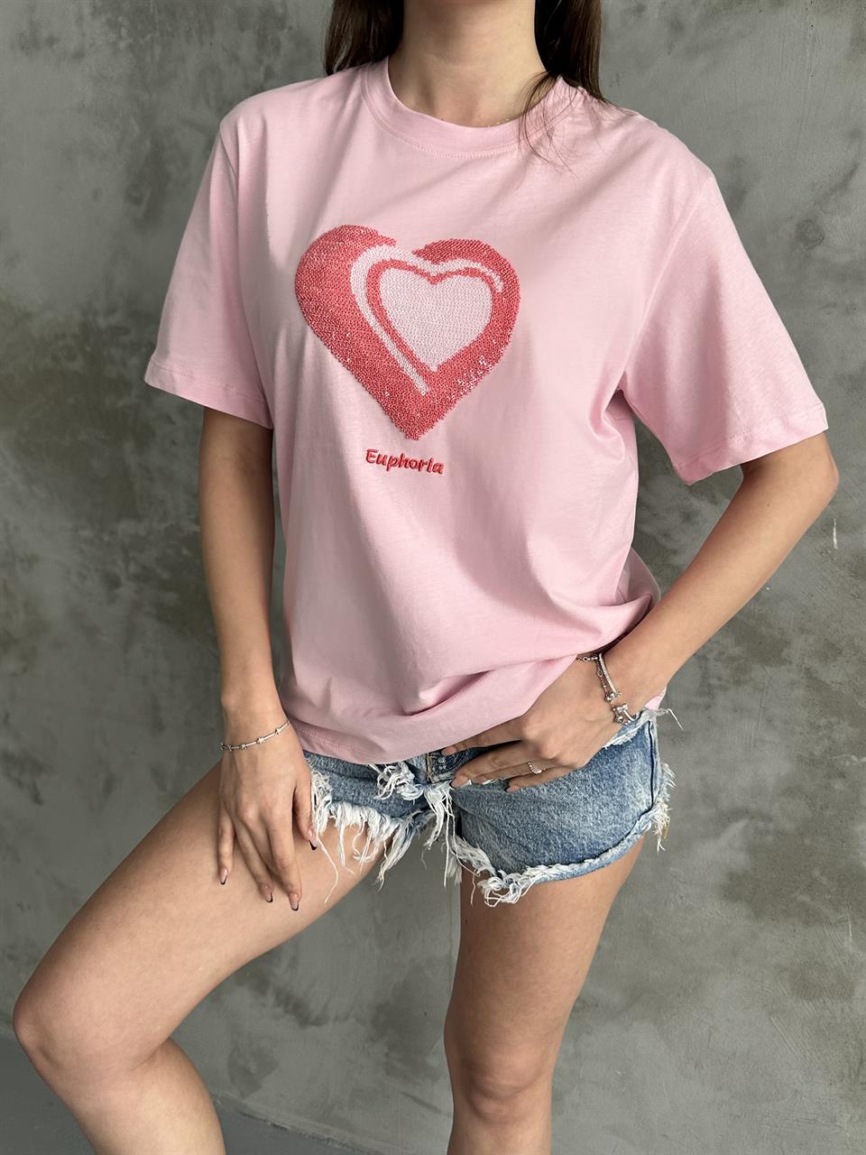 Euphoria Kalpli Pembe Tişört