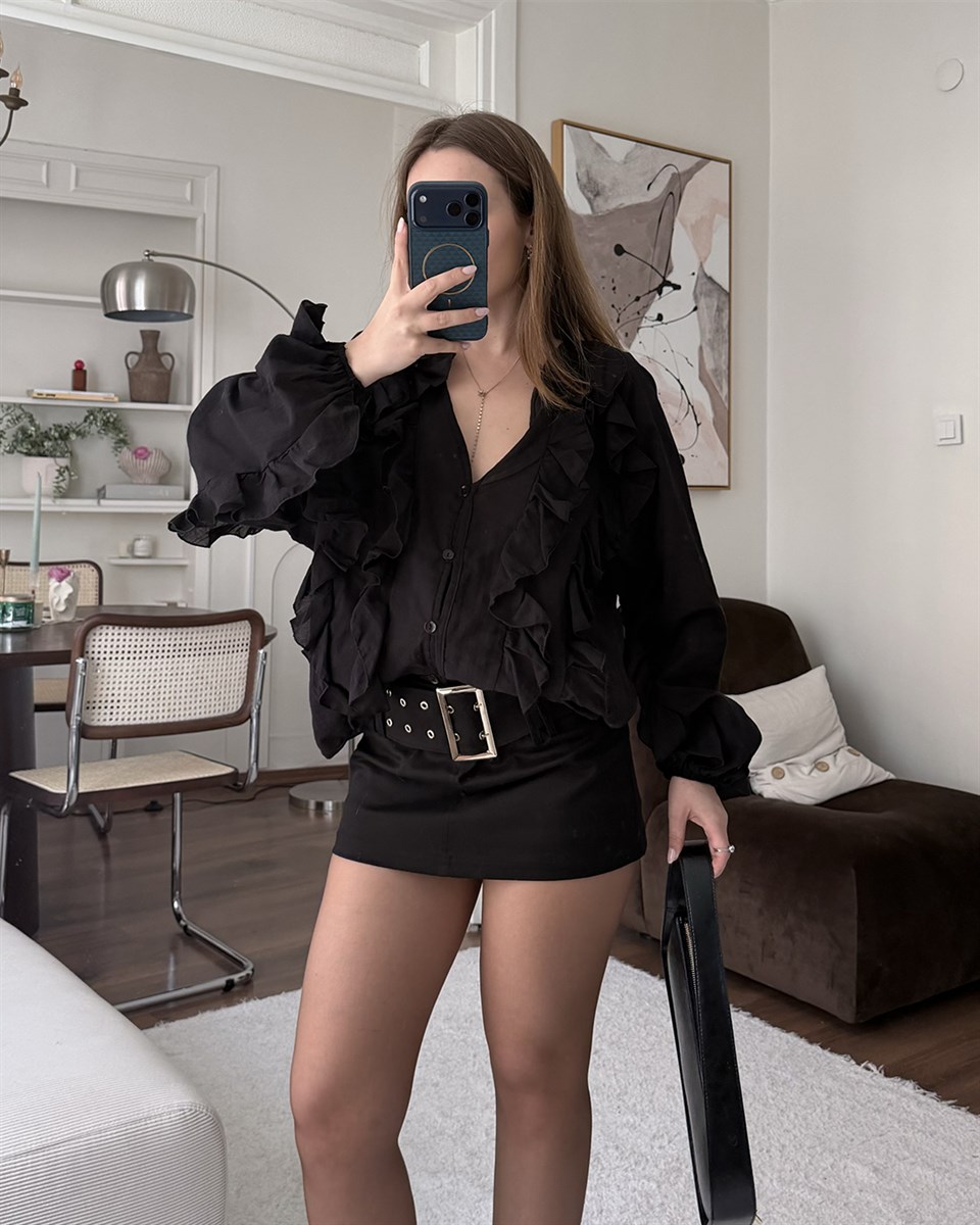 Fırfır Detaylı Siyah Gömlek