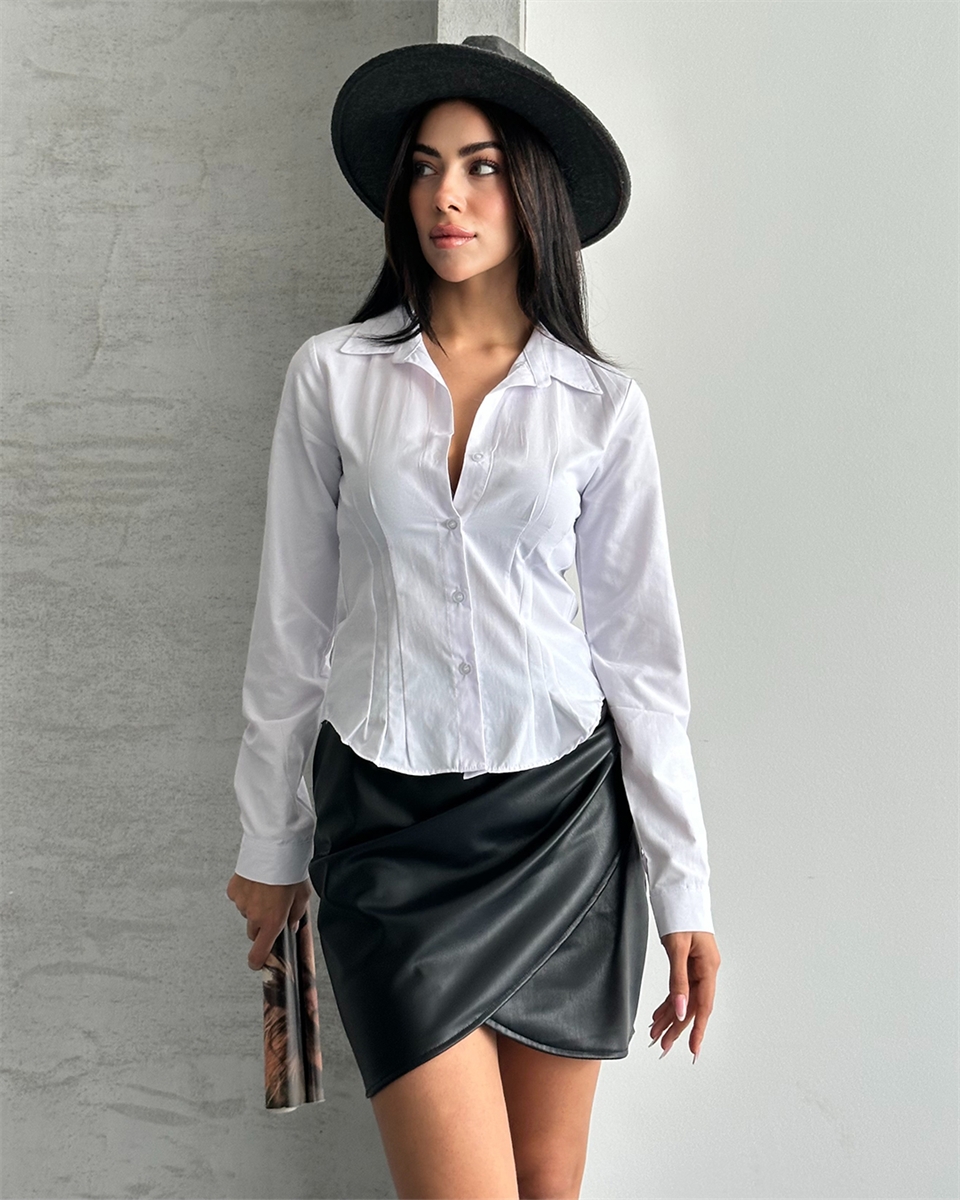 Fit Kesim Düğmeli Beyaz Gömlek