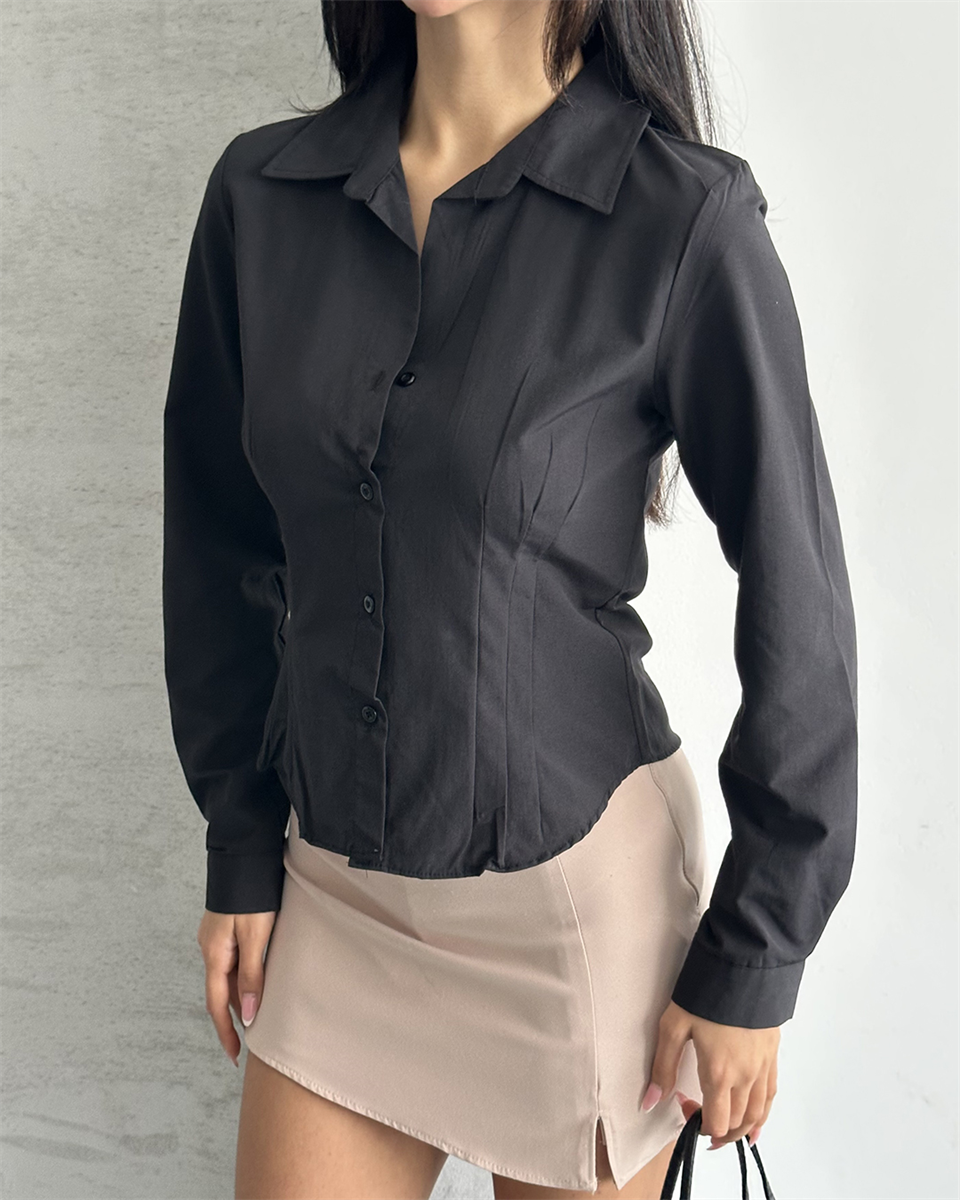 Fit Kesim Düğmeli Siyah Gömlek