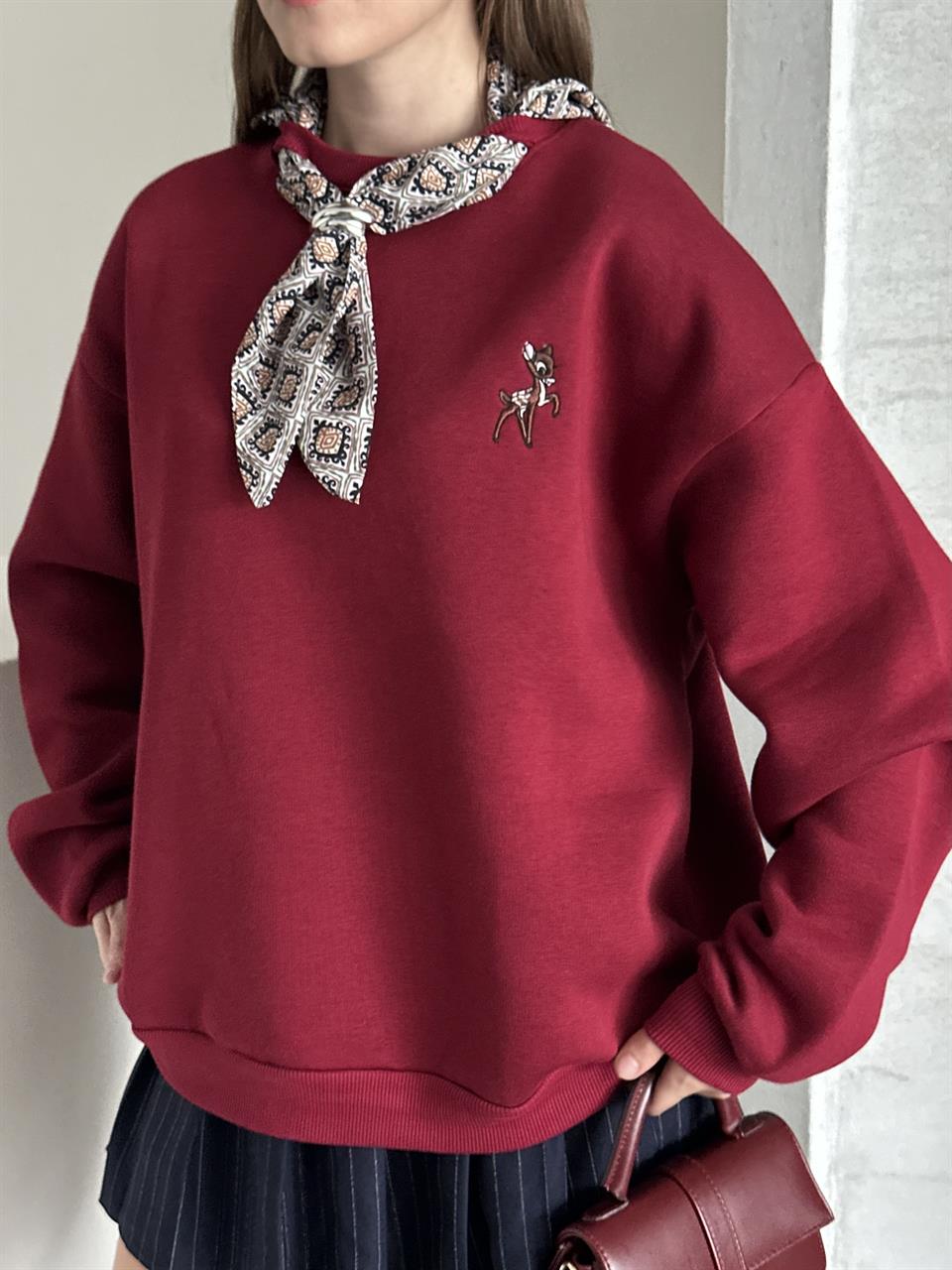 Fularlı Bordo Sweatshirt