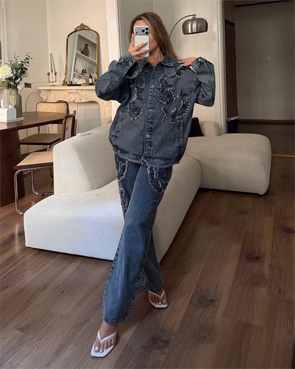 Gül Aplikeli Taşlı Denim Ceket Pantolon Takım