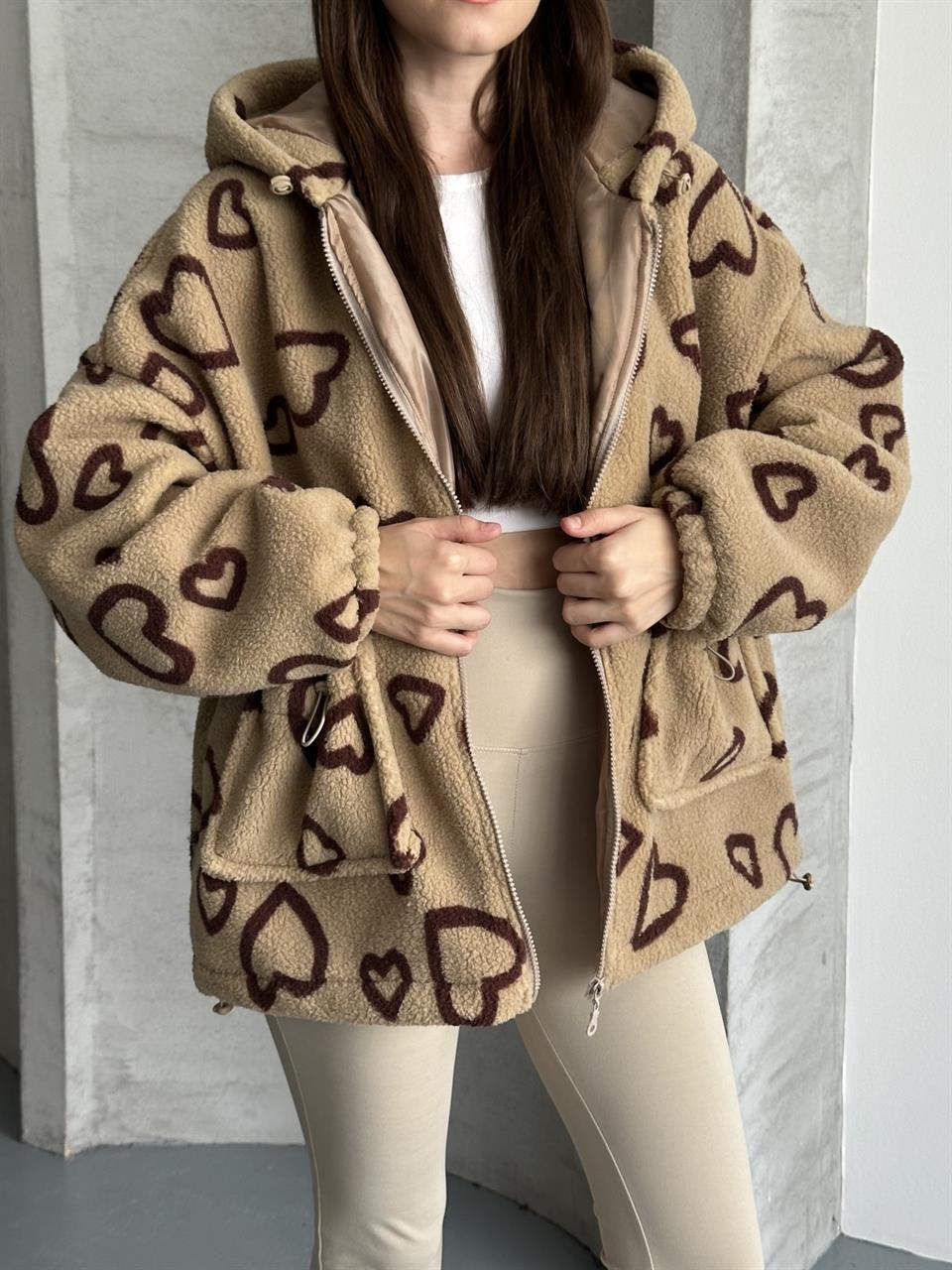 Heart Oversize Kapüşonlu Kahverengi Peluş Mont