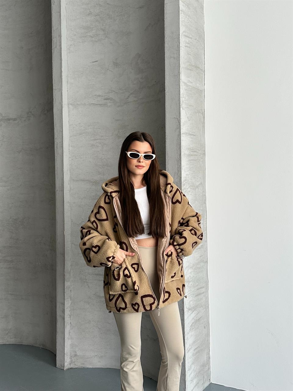 Heart Oversize Kapüşonlu Kahverengi Peluş Mont