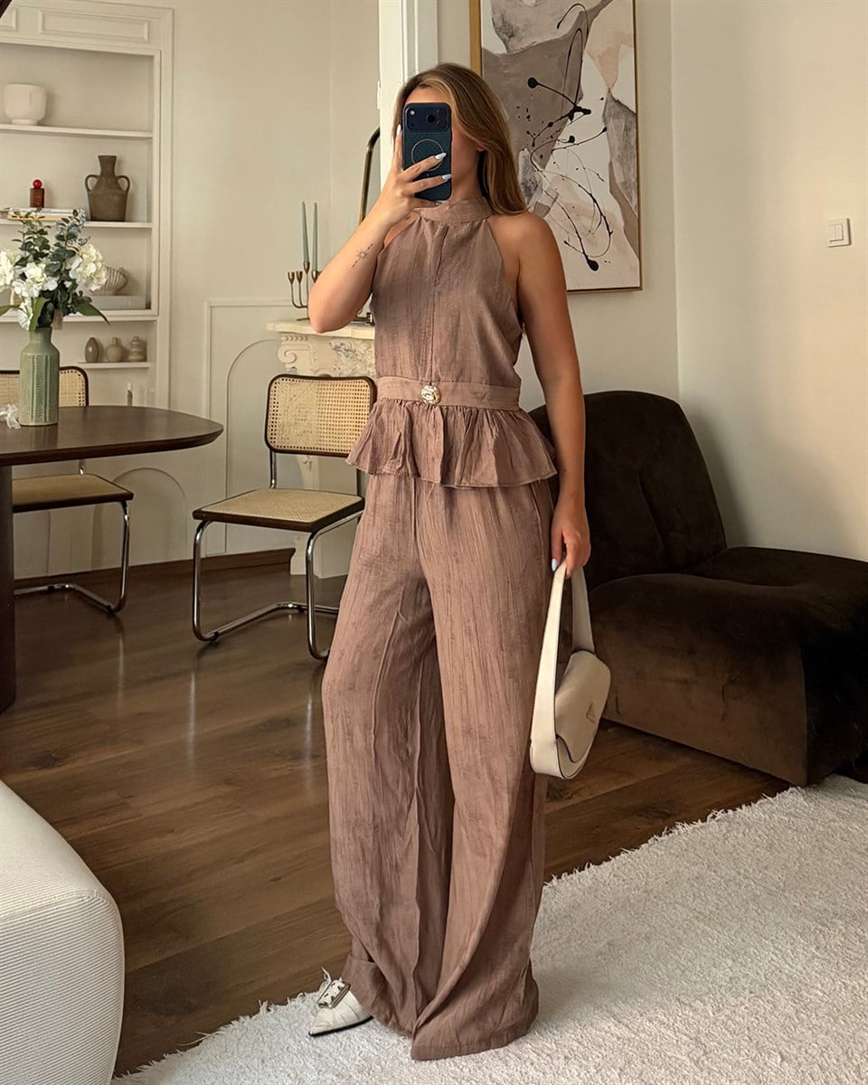 Kahverengi Halter Yaka Peplum Takım