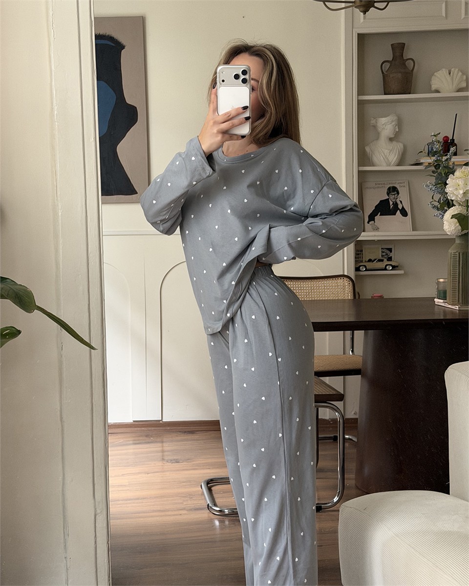 Kalp Desenli İkili Gri Pijama Takımı