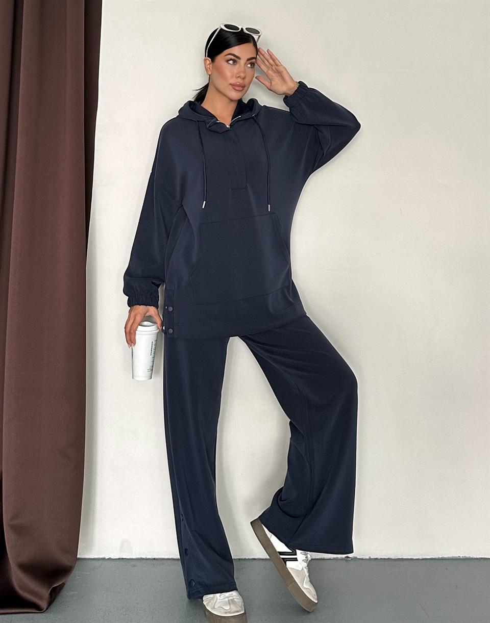 Kapüşonlu Lacivert Çıtçıt Detaylı Eşofman Takımı