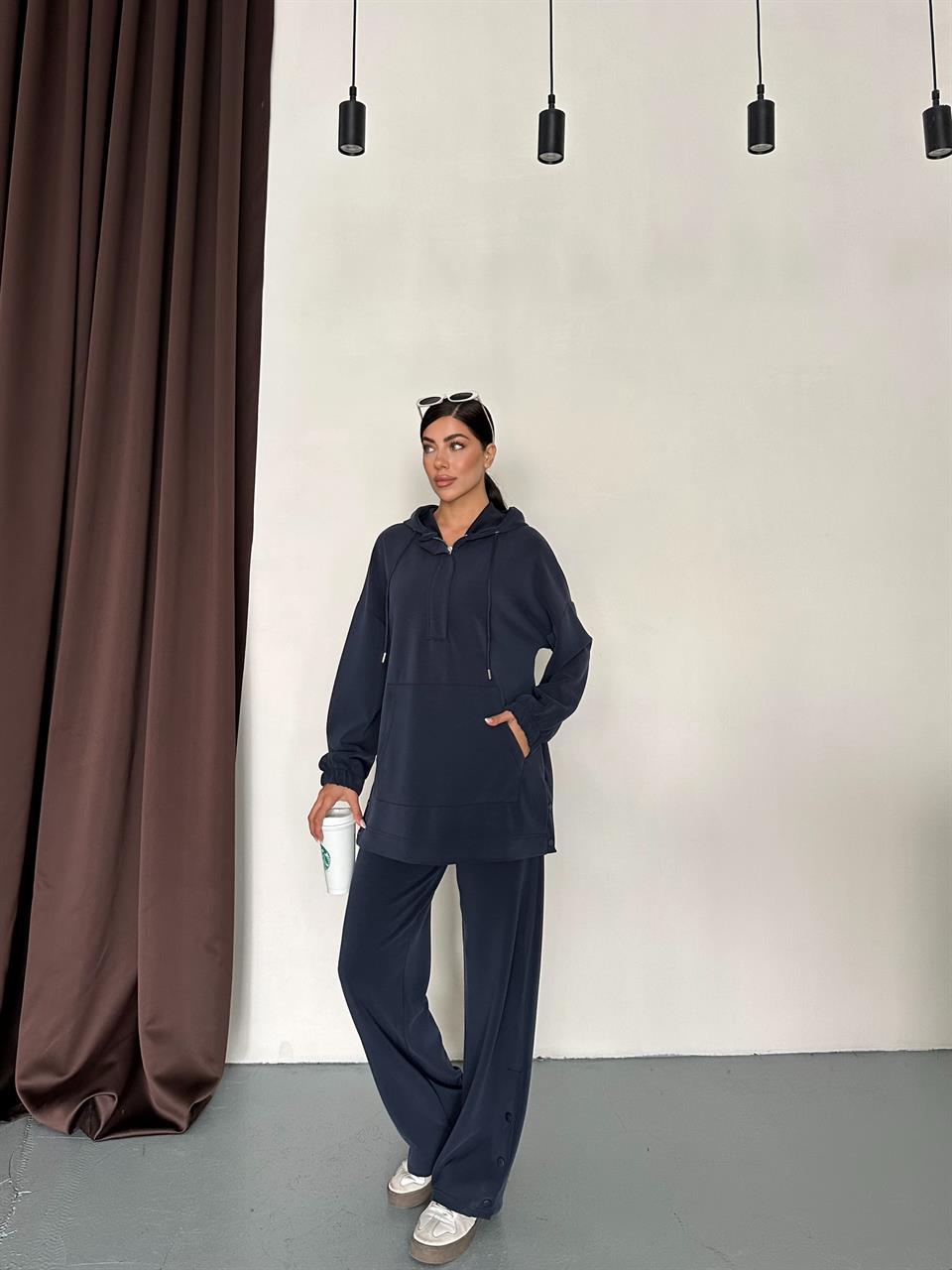Kapüşonlu Lacivert Çıtçıt Detaylı Eşofman Takımı