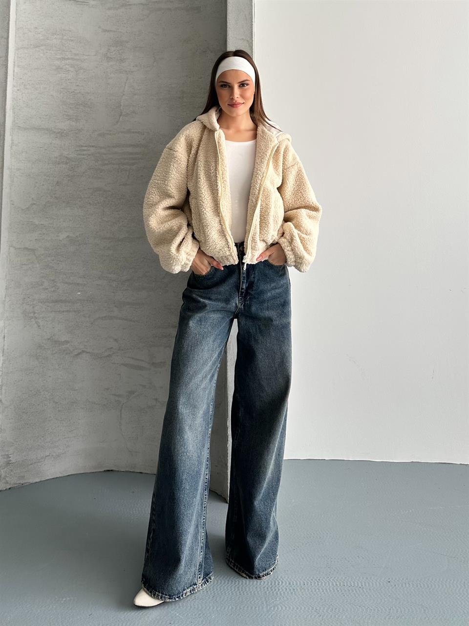 Kapüşonlu Teddy Bej Peluş Mont