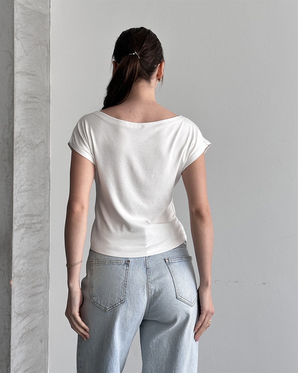 Kayık Yaka Beyaz Bluz