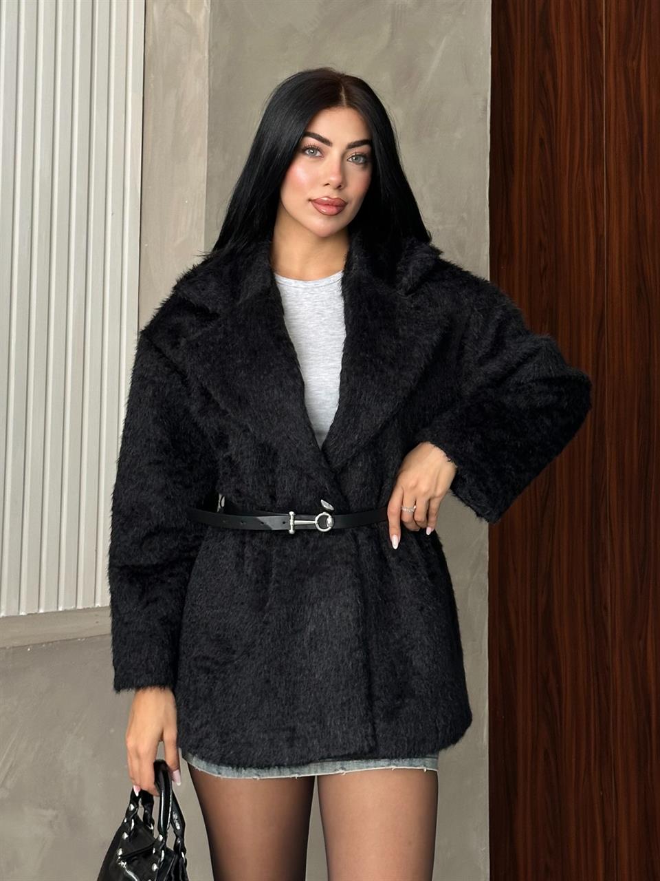 Kemerli Siyah Tüylü Peluş Kaban