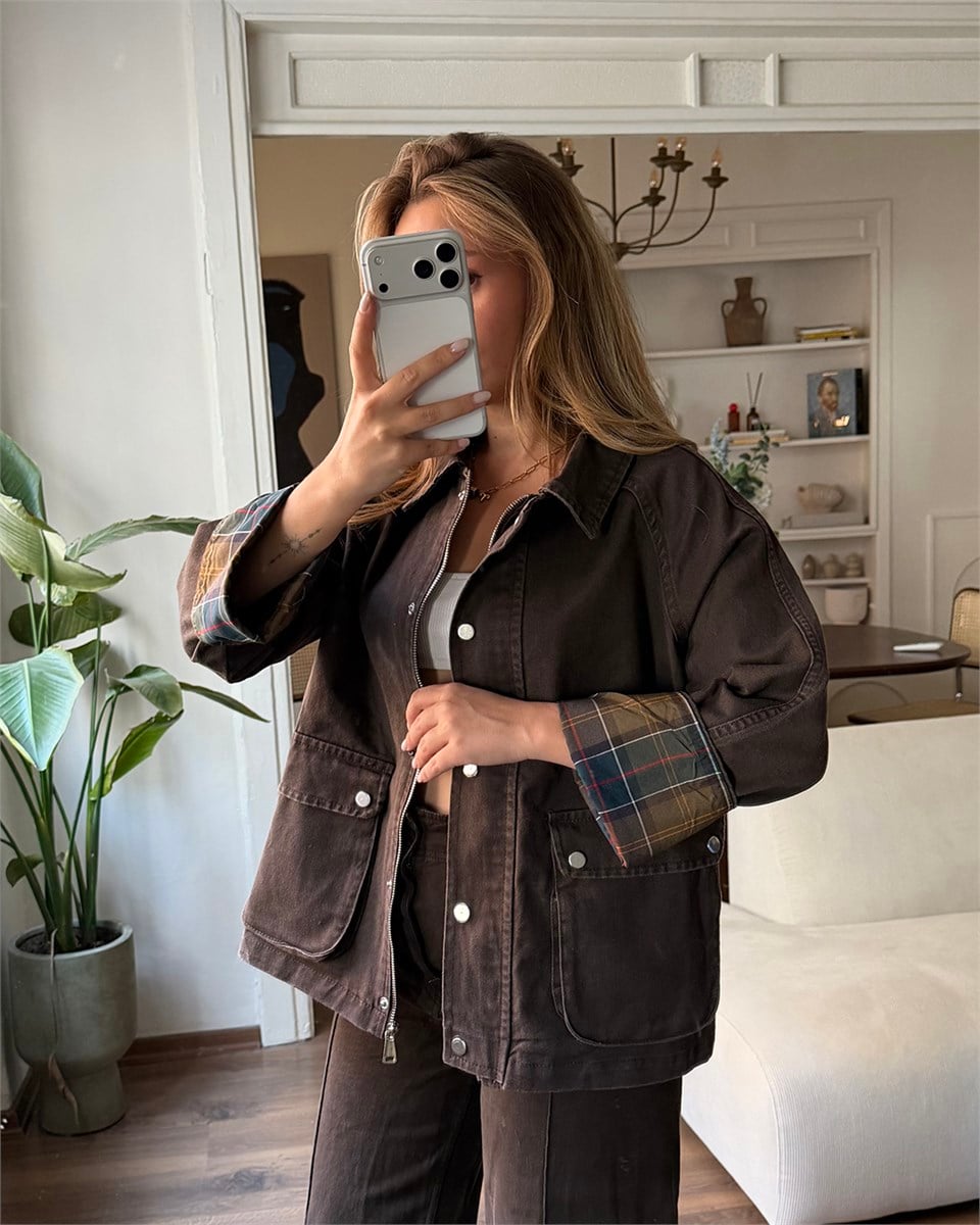 Kontrast Detaylı Ekose Oversize Ceket